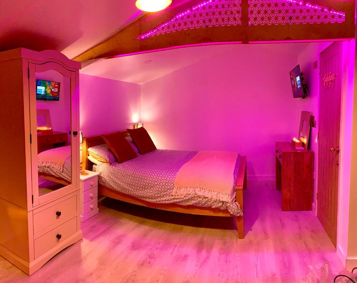 Shine Chalet - Unique & Comfortable Accommodation Redruth Exteriér fotografie